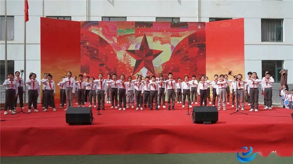 孩子小学成绩是否重要？游戏画面